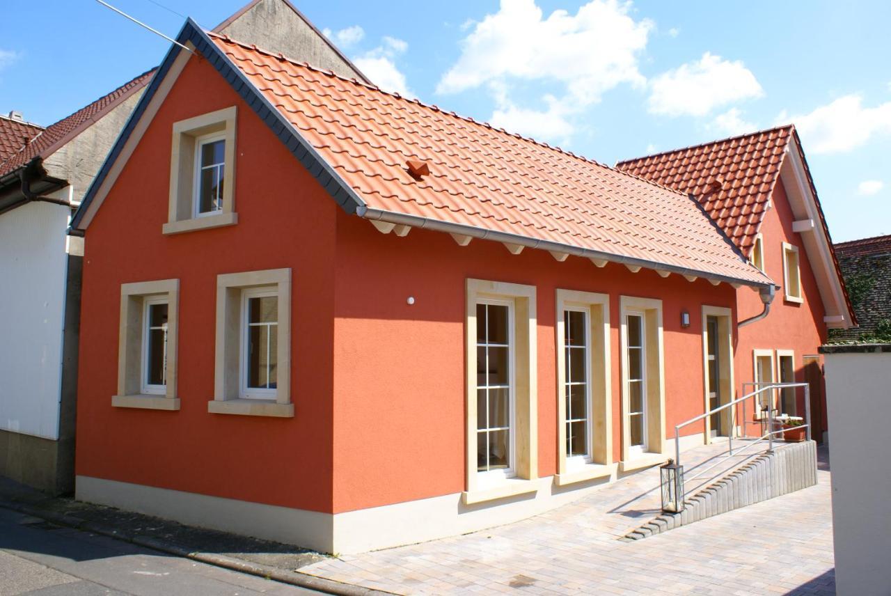 Gaestehaus Ressler Harxheim Luaran gambar